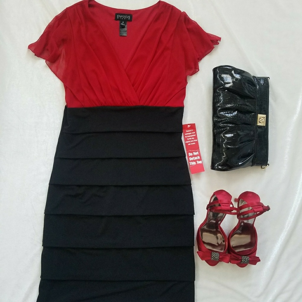 *NWT* Flutter sleeve v-neck dress
